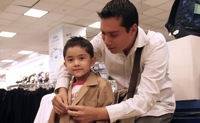 Sernac sugirió cotizar y pagar al contado los uniformes escolares