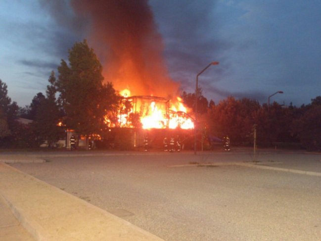 Incendio afectó al campus San Joaquín de la Universidad Católica