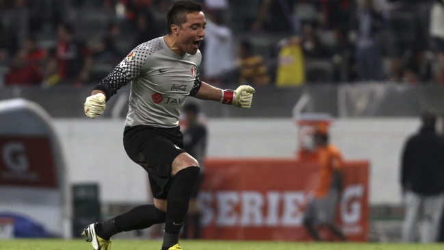 Miguel Pinto destacó la peligrosidad de Esteban Paredes en Atlante