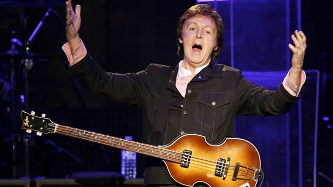 Paul McCartney fue confundido con artista callejero en un tranvía