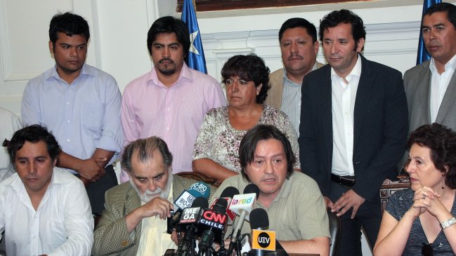 Tucapel Jiménez respalda demanda colectiva por cortes: La ciudadanía quiere respuestas