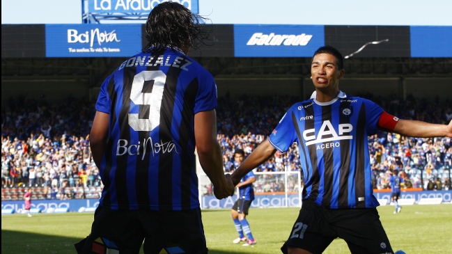 Huachipato debutará en Porto Alegre ante Gremio de Eduardo Vargas