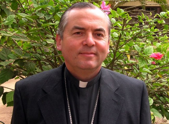 Obispo de Talca calificó renuncia de Benedicto XVI como 