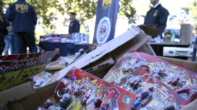 PDI detuvo a dos sujetos por infringir la ley de propiedad intelectual