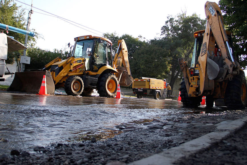Jefe de emergencias de Ñuñoa propondrá demanda colectiva por cortes de agua