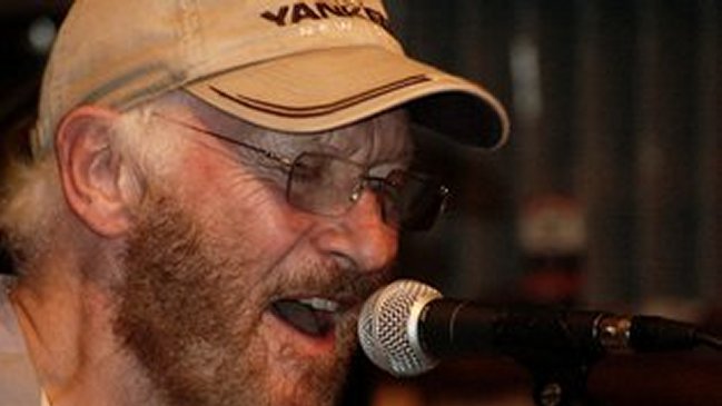 Músico británico Tony Sheridan falleció este sábado a los 72 años de edad