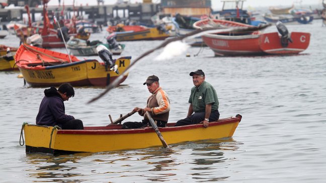 Pescadores fustigaron indefensión del sector ante ley de pesca