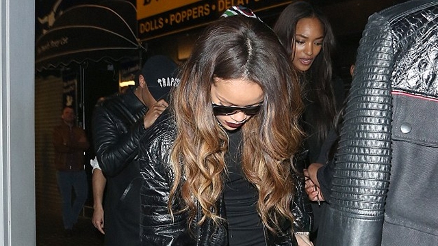 Rihanna fue agredida por fanática en discoteque