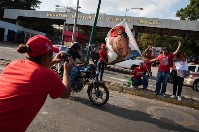 El operativo de seguridad que vigila a Chávez en hospital de Caracas