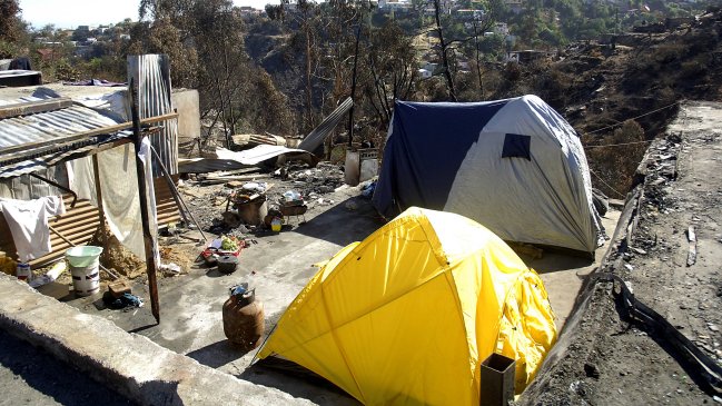 Conaf interpondrá querella por incendio en Valparaíso
