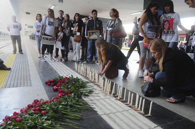 Familiares recordaron a las víctimas a un año de la tragedia de Once