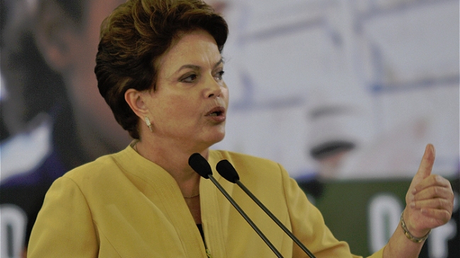 Rousseff dijo que el estado de salud de Chávez 