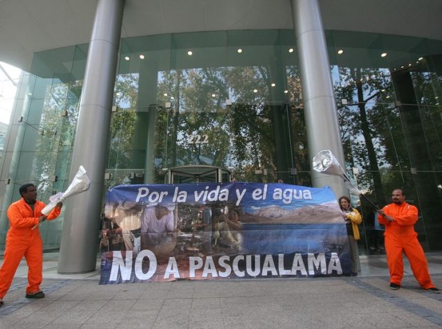 Barrick Gold suma cuestionamientos en la región de Atacama