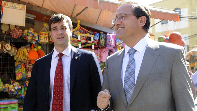 Sernac detectó diferencias de hasta 65 por ciento en listas de útiles escolares