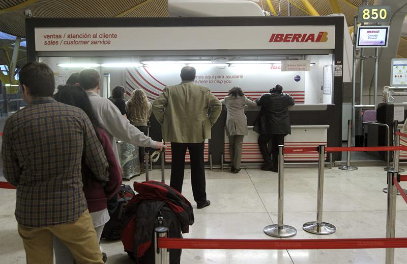 Iberia aumenta a 1.281 los vuelos cancelados por la huelga del 4 al 8 de marzo