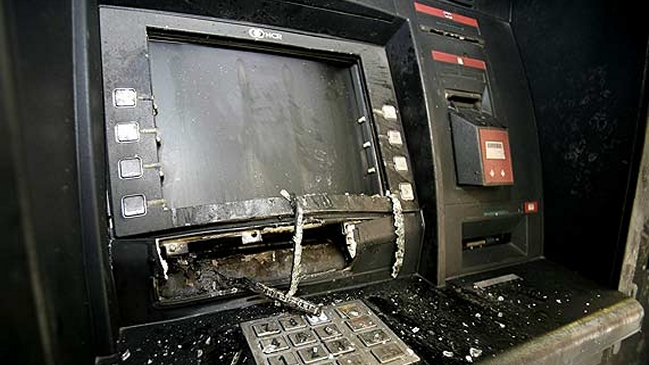 Un incendio afectó a un cajero automático en Maipú
