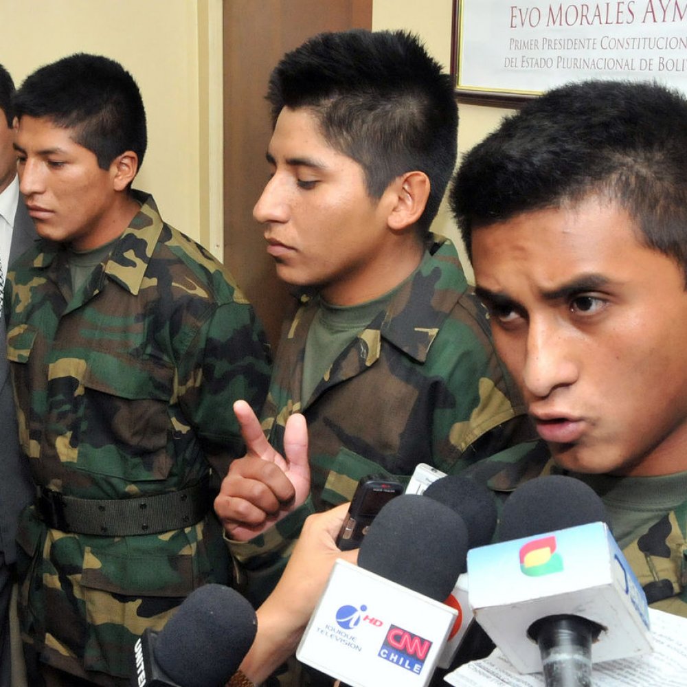 Gobierno y caso soldados bolivianos: No corresponde que ninguna persona cruce la frontera en forma ilegal