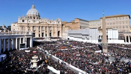   El arribo de Benedicto XVI a la residencia de Castel Gandolfo 