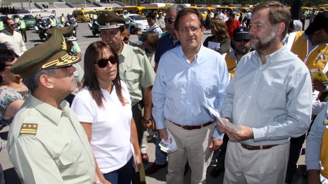 Autoridades fiscalizaron a transportistas escolares