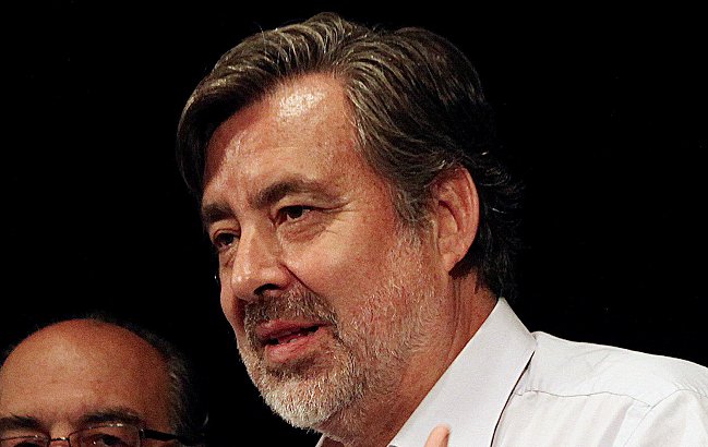 Alejandro Guillier será candidato al Senado por el Partido Radical