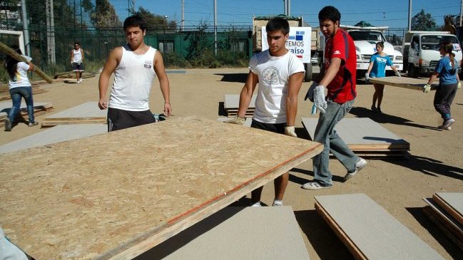 Primeras mediaguas para damnificados fueron habilitadas en Rodelillo