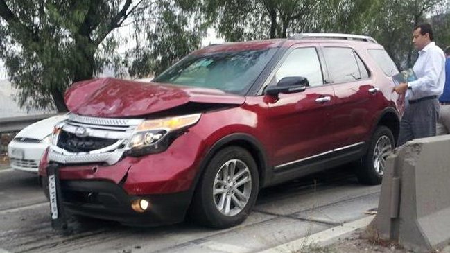 Choque múltiple causa gran congestión en La Pirámide