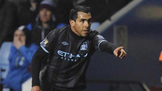 Carlos Tévez estuvo detenido en Inglaterra por conducir sin licencia