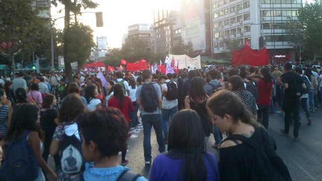 La marcha por el Día de la Mujer en el centro de Santiago