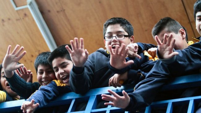 Colegios sin reconocimiento del Mineduc siguen funcionando pese a revocación