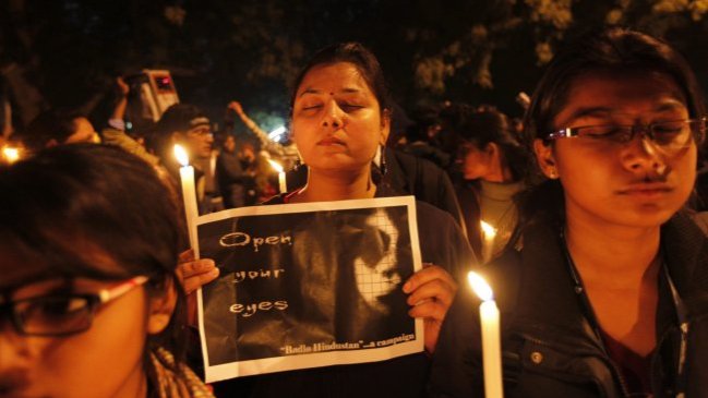 Hombre involucrado en violación múltiple apareció muerto en cárcel de la India