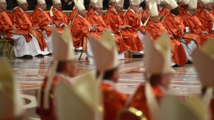   La misa previa al cónclave en el Vaticano 