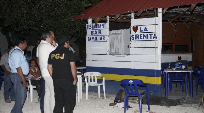 Al menos siete muertos dejó ataque a tiros en Cancún