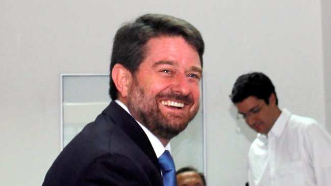 Orrego y Escalona acordaron competencia leal en la primaria