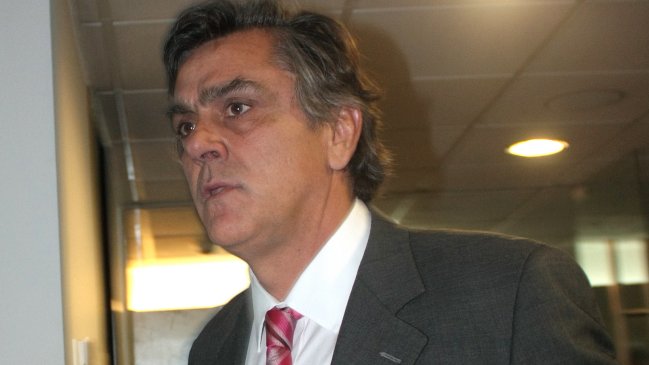 Longueira respondió a trabajadores mineros: No hay razón para un paro