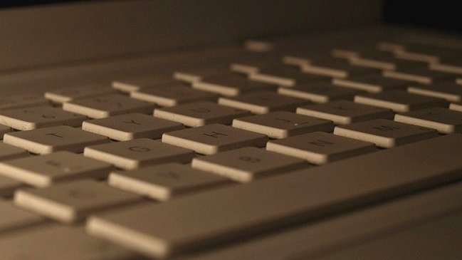 Australia: Descubren material 