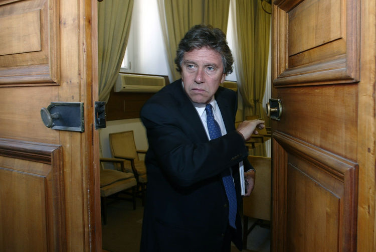 Senador Espina anunció que llevará caso de lanza del Metro a la Corte Suprema