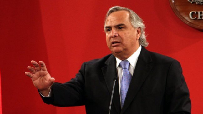 Chadwick y campaña presidencial: Este no es un Gobierno neutral