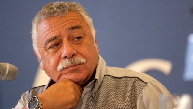 Carlos Caszely: Es muy importante que Chile logre estos seis puntos