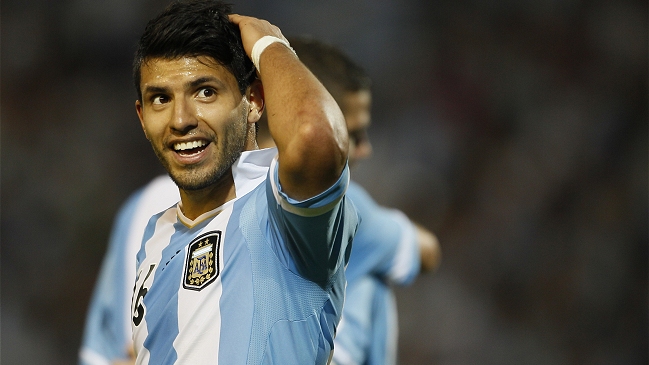Seleccionador de Argentina busca sustitutos para Agüero y Di María ante Venezuela