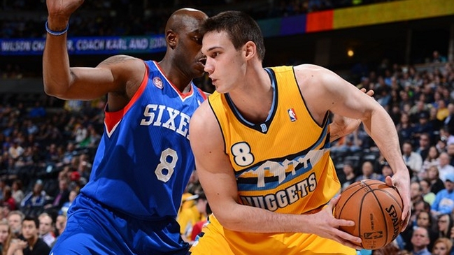 Los Nuggets sumaron su decimocuarta victoria consecutiva en la NBA