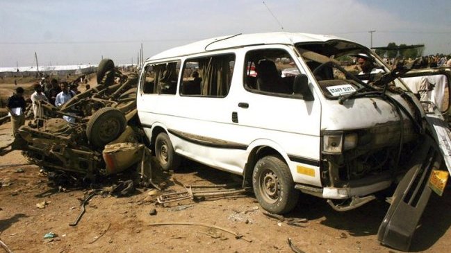 Policía encontró coche bomba abandonado en Irlanda del Norte