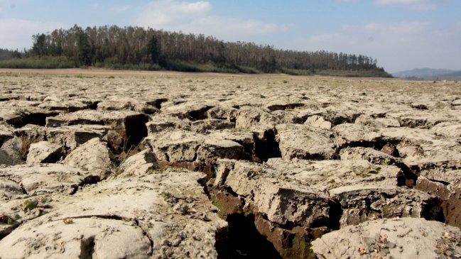 Pedirán informe sobre el impuesto a la minería para combatir sequía en Región de Coquimbo