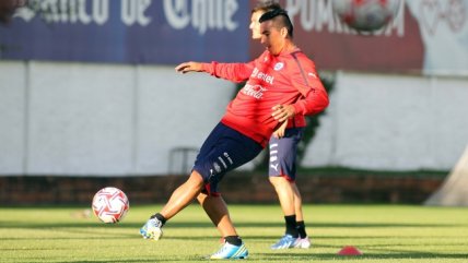   Esteban Paredes trabajó con la selección con miras al partido ante Uruguay 