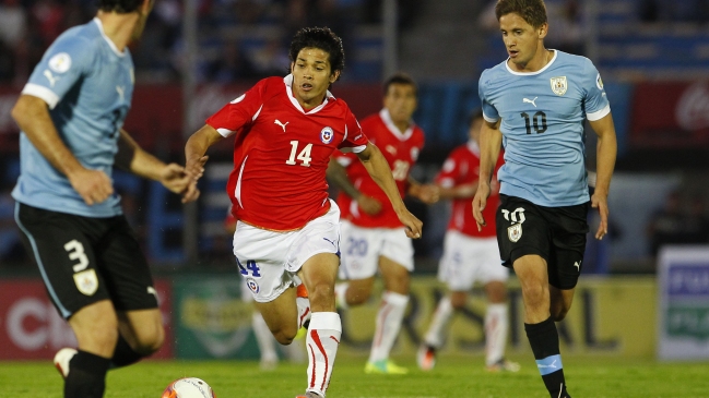 Jorge Sampaoli analiza utilizar a Matías Fernández como titular ante Uruguay