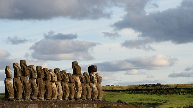 Mega gestiona hacer reality show en Isla de Pascua