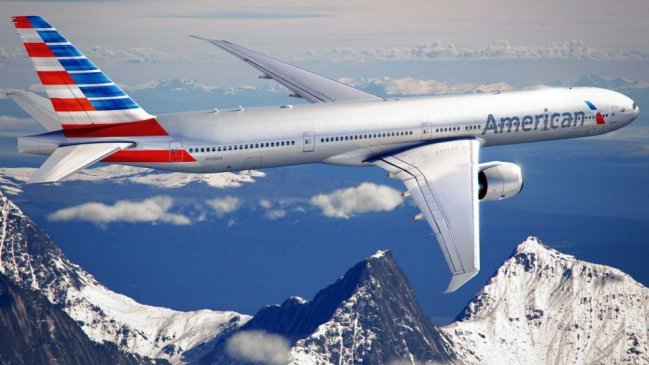 Fusión convierte a American Airlines en la mayor línea aérea del mundo