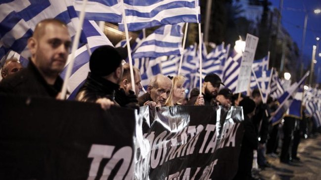 Neonazis griegos piden la pena de muerte para inmigrantes criminales