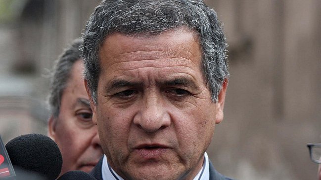 Juez Carroza examinará declaraciones de Teillier sobre su implicancia en atentado a Pinochet