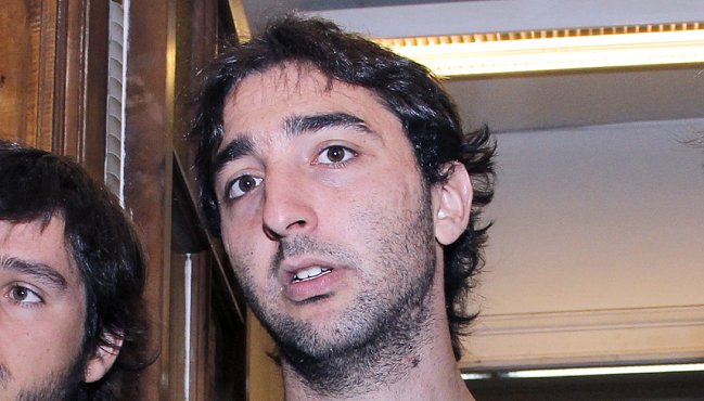 Dirigentes estudiantiles denunciaron a Harald Beyer por presunto fraude al Fisco