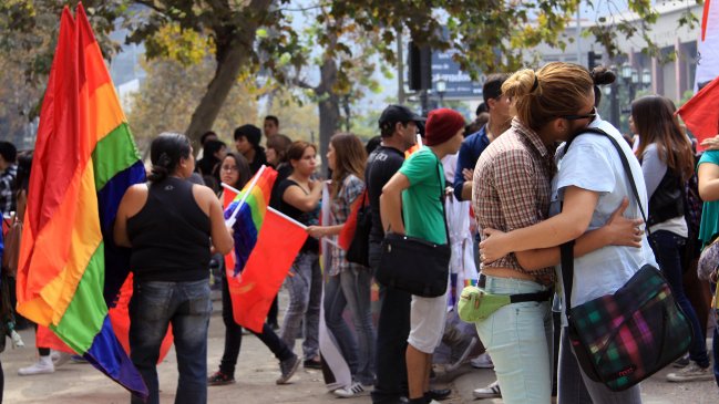 Movilh aplaudió alto reconocimiento de uniones homosexuales